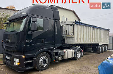 Зерновоз Iveco Stralis 2013 в Самборі