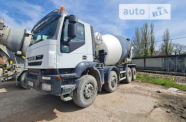 Бетономешалка (Миксер) Iveco Trakker 2013 в Одессе