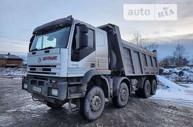 Самосвал Iveco Trakker 2002 в Полтаве