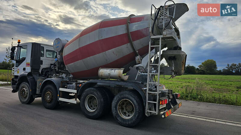 Бетономешалка (Миксер) Iveco Trakker 2011 в Умани