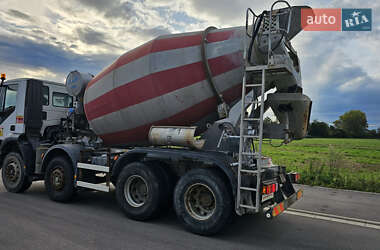 Бетономешалка (Миксер) Iveco Trakker 2011 в 
