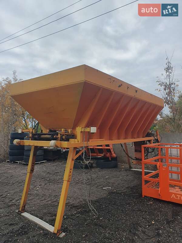 Інші вантажівки Iveco Trakker 2008 в Малині фото 6 Інші вантажівки Iveco Trakker 2008 в Малині