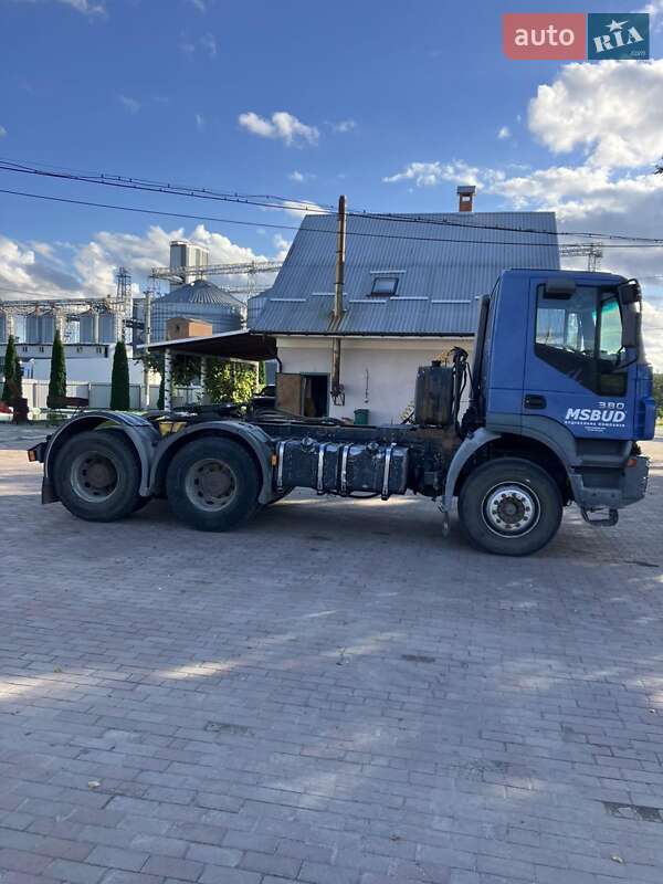 Тягач Iveco Trakker 2007 в Рогатине