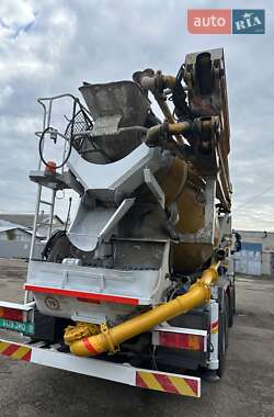 Бетононасос Iveco Trakker 2007 в Чернівцях
