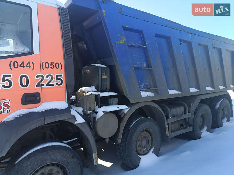 Самосвал Iveco Trakker 2008 в Киеве