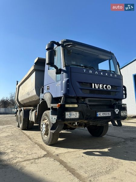 Самосвал Iveco Trakker 2008 в Луцке