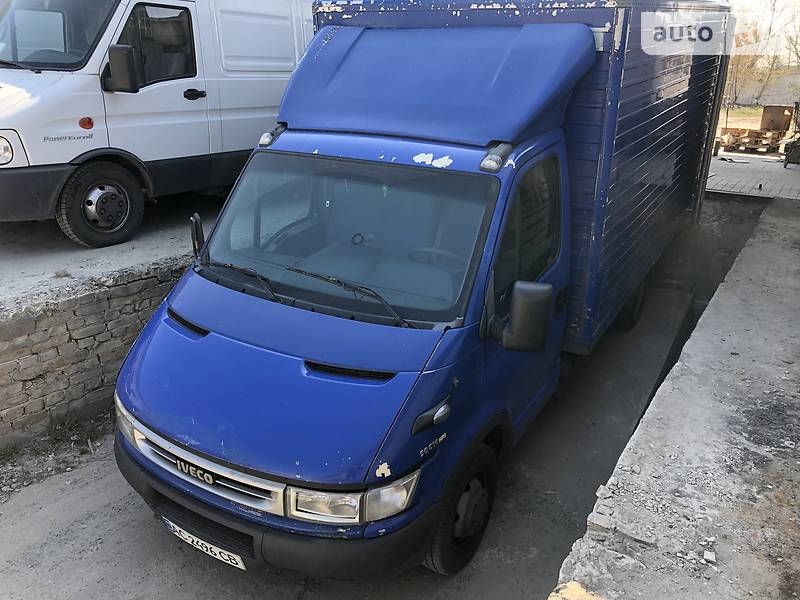 Вантажний фургон Iveco TurboDaily груз. 2005 в Луцьку