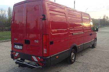 Грузовой фургон Iveco TurboDaily 2003 в 
