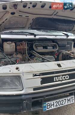 Микроавтобус Iveco TurboDaily 1998 в 