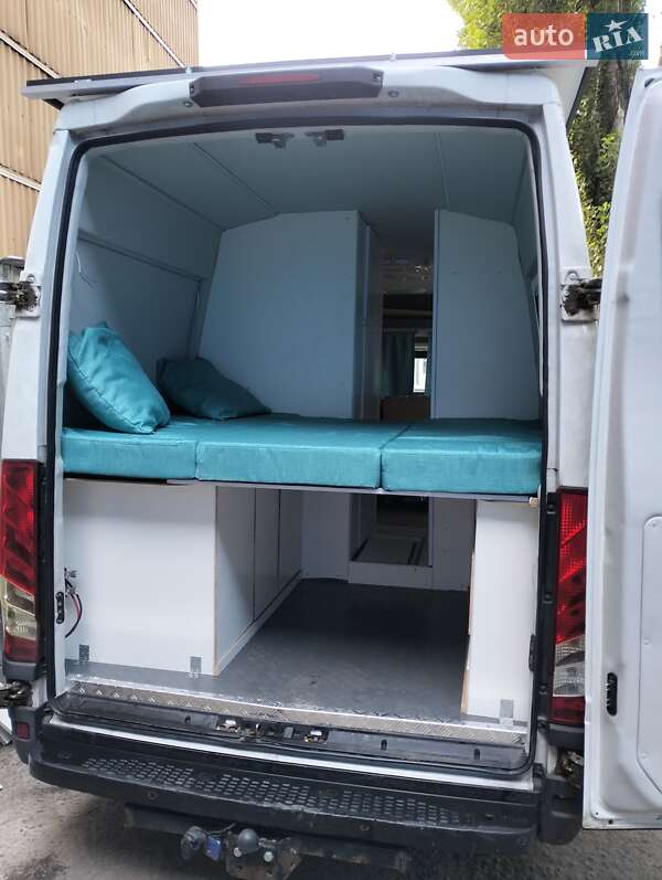 Дом на колесах Iveco TurboDaily 2017 в Киеве