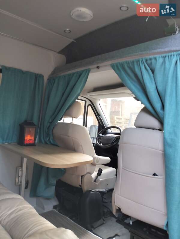 Дом на колесах Iveco TurboDaily 2017 в Киеве