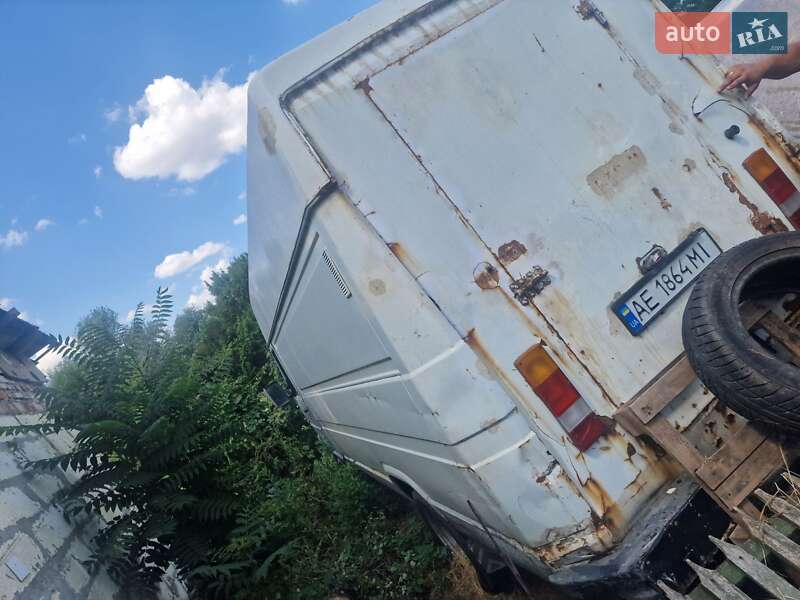 Грузовой фургон Iveco TurboDaily 1993 в Днепре
