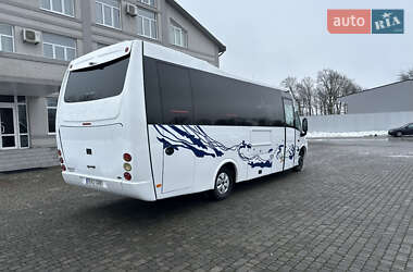 Мікроавтобус Iveco Wing 2008 в Чернівцях
