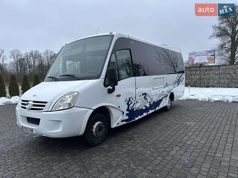 Мікроавтобус Iveco Wing 2008 в Чернівцях