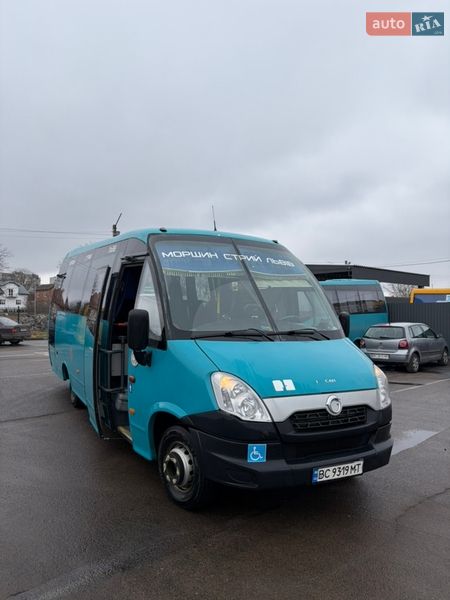 Туристический / Междугородний автобус Iveco Wing 2013 в Стрые