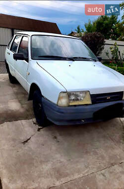 Хэтчбек ИЖ 2126 Ода 2003 в Павлограде