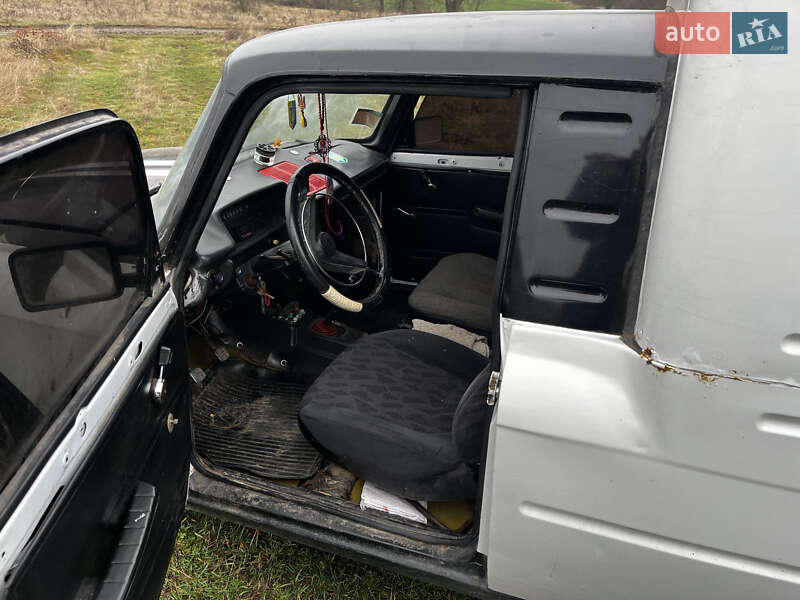Пикап ИЖ 2715 1991 в Тростянце