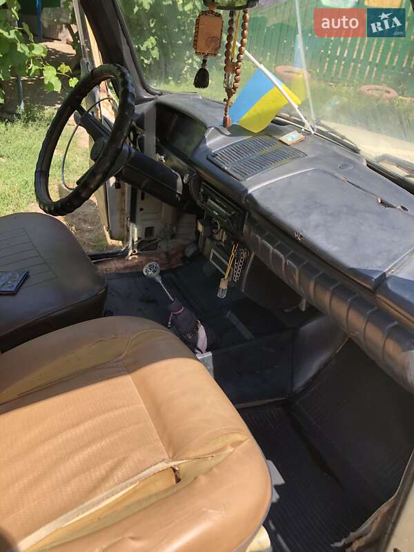 Седан ИЖ 412 ИЭ 1975 в Теплику