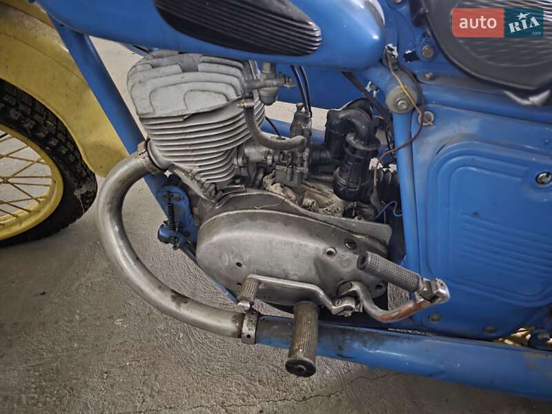 Мотоцикл с коляской ИЖ 56 1961 в Тернополе