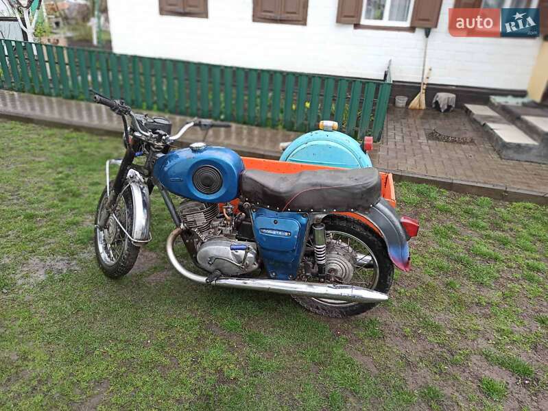 Вантажні моторолери, мотоцикли, скутери, мопеди ИЖ Планета 3 1975 в Черкасах