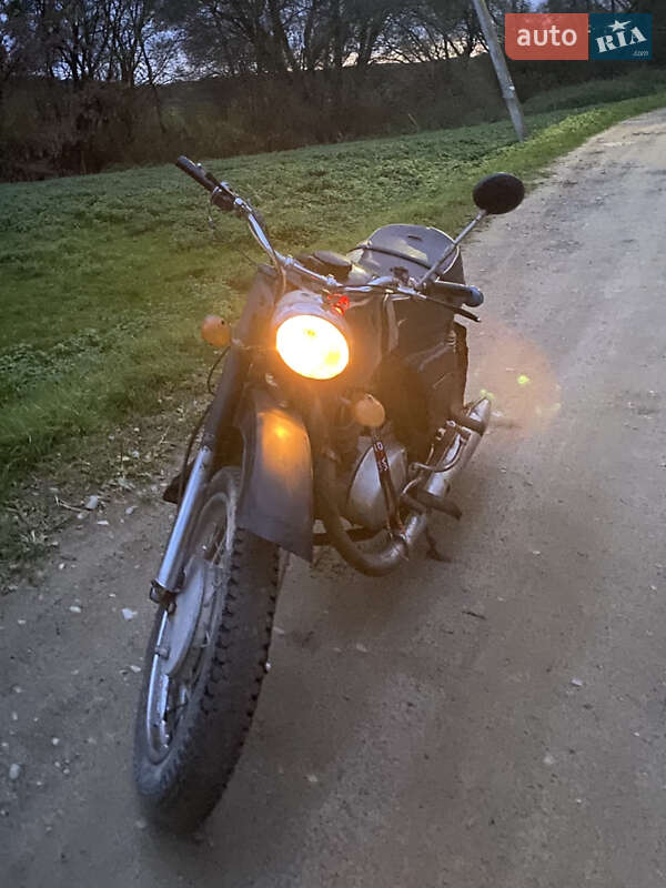 Мотоцикл Многоцелевой (All-round) ИЖ Планета 3 1985 в Львове фото Мотоцикл Многоцелевой (All-round) ИЖ Планета 3 1985 в Львове