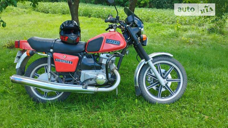 Мотоцикл Классік ИЖ Планета 5 1990 в Лисянці