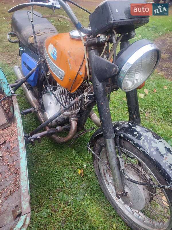 Мотоцикл з коляскою ИЖ Юпітер 3 1977 в Лубнах