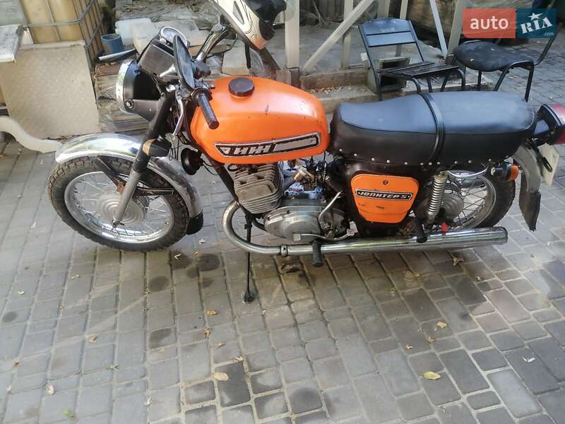Мотоцикл з коляскою ИЖ Юпітер 5 1987 в Умані фото Мотоцикл з коляскою ИЖ Юпітер 5 1987 в Умані