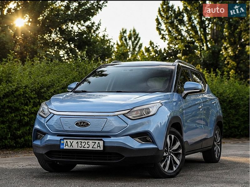 JAC iEVS4 2019