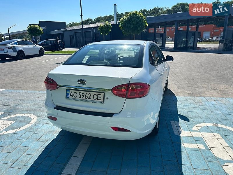 Седан JAC J4 2018 в Луцьку