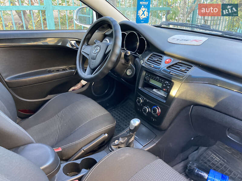 Седан JAC J5 2014 в 