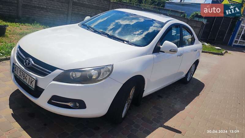 Седан JAC J5 2013 в Белой Церкви