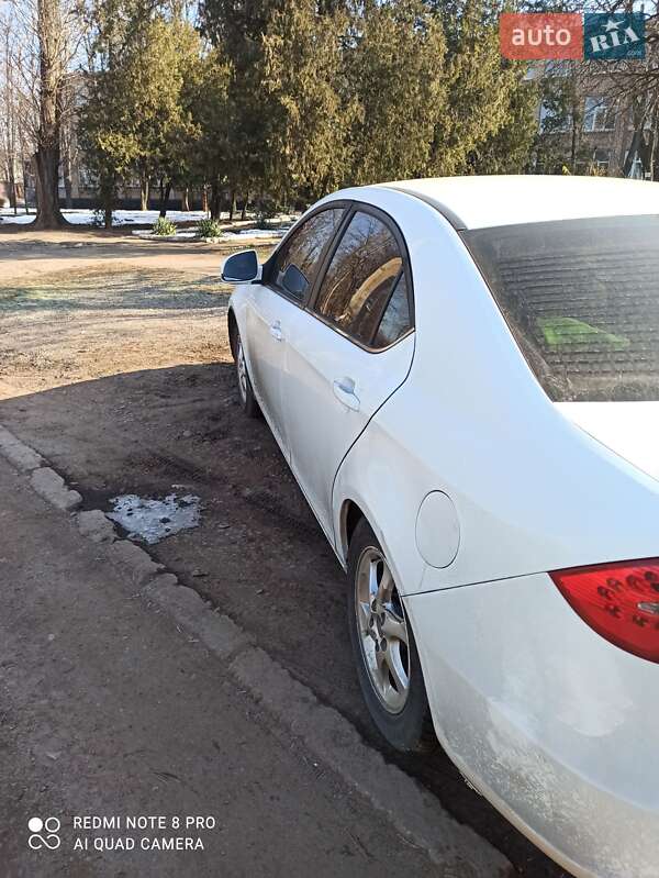 Седан JAC J5 2014 в Кривому Розі