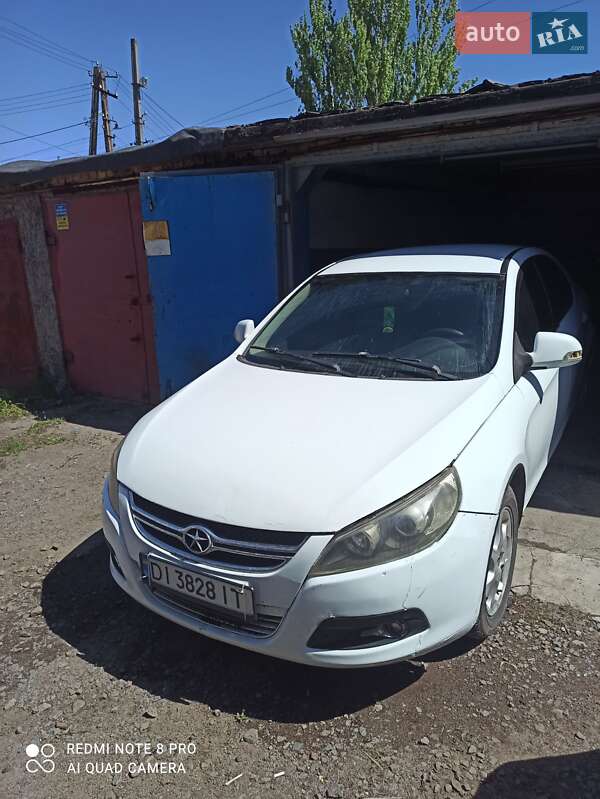 Седан JAC J5 2014 в Кривому Розі
