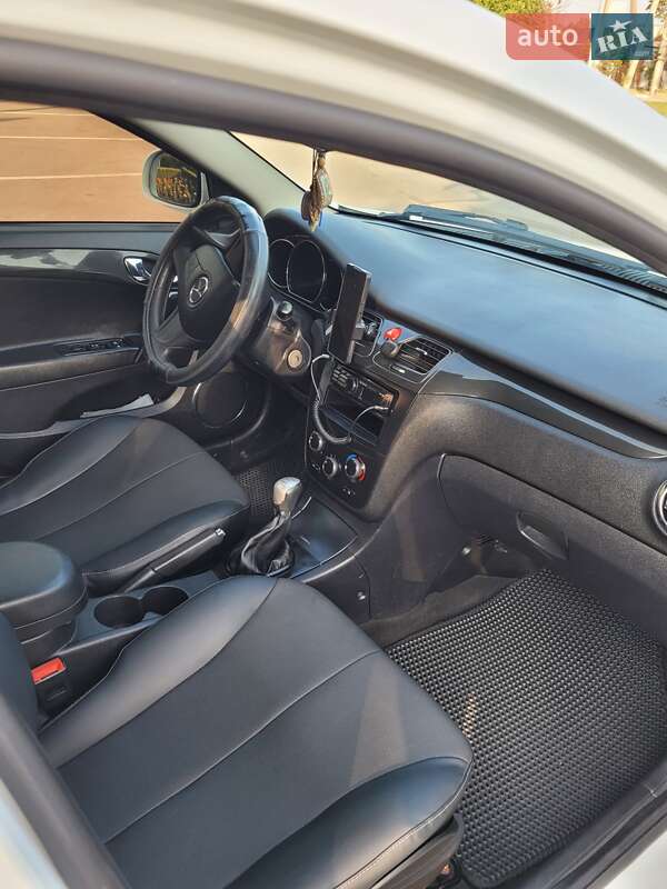 Седан JAC J5 2014 в Запоріжжі