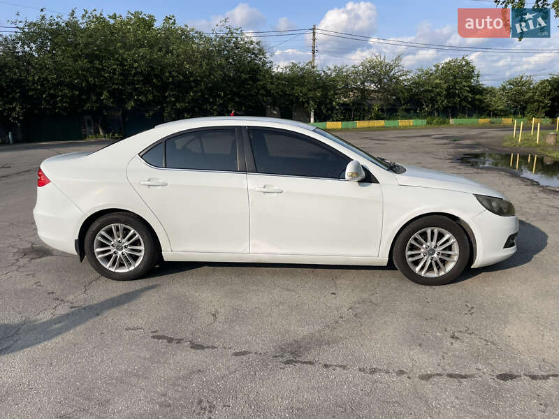 Седан JAC J5 2014 в Киеве