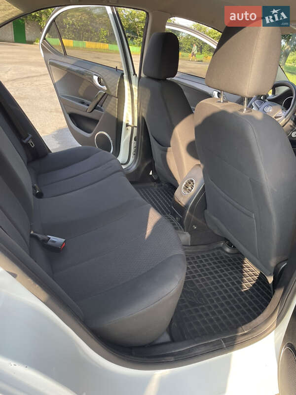 Седан JAC J5 2014 в Киеве
