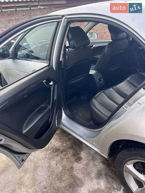 Седан JAC J5 2014 в Золотоноше