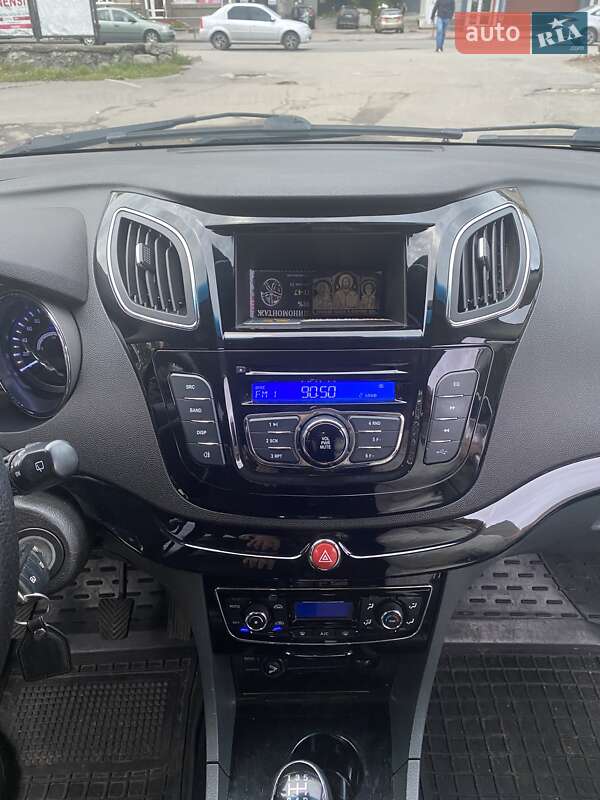 Минивэн JAC J6 2016 в Виннице
