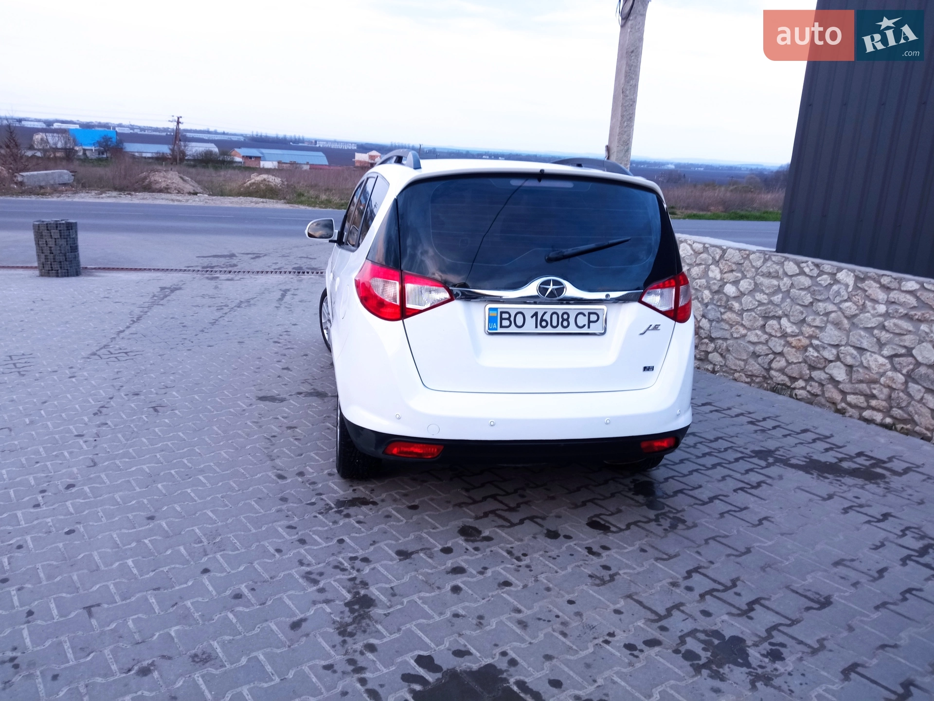 2015 JAC J6 (Heyue RS) - мініатюра 10
