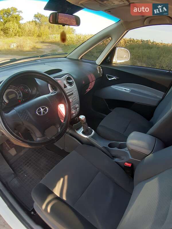 Мікровен JAC J6 2013 в Прилуках