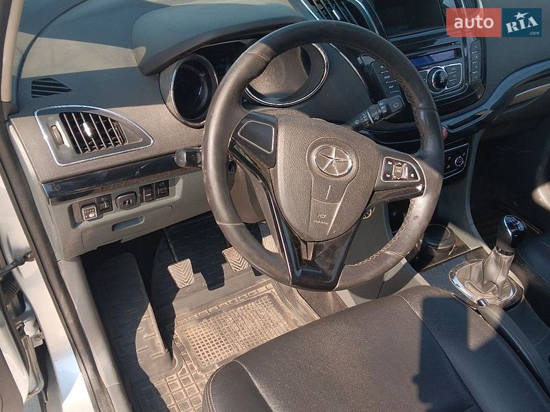 Микровэн JAC J6 2016 в Киеве