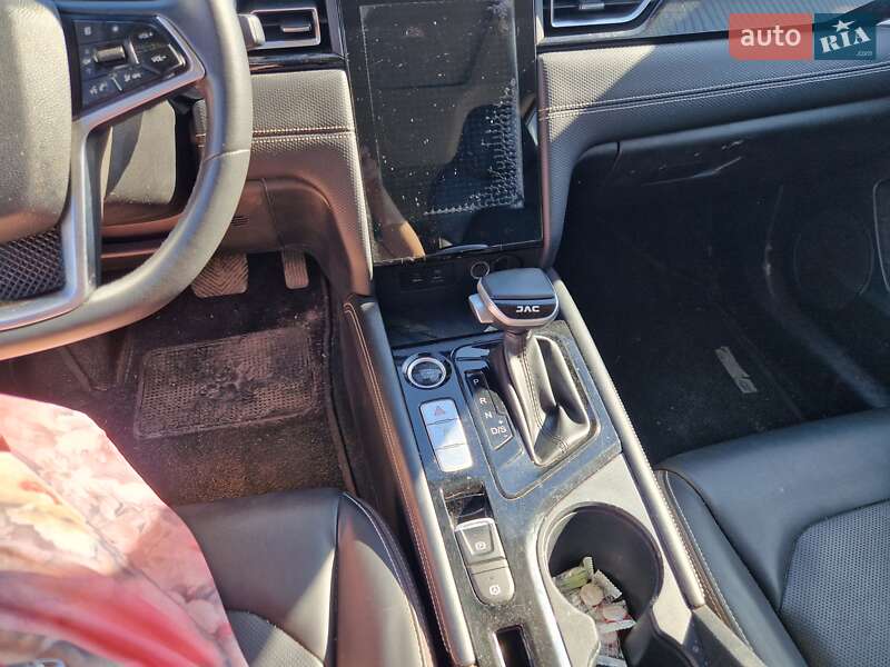 Ліфтбек JAC J7 2021 в Львові