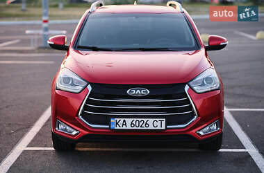 Внедорожник / Кроссовер JAC JS2 2021 в 