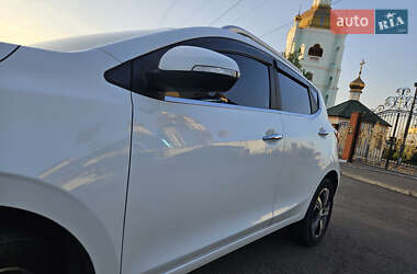Внедорожник / Кроссовер JAC JS2 2021 в Кривом Роге