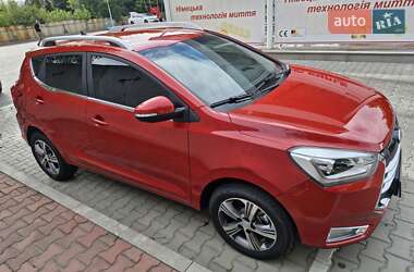Позашляховик / Кросовер JAC JS2 2022 в Вінниці