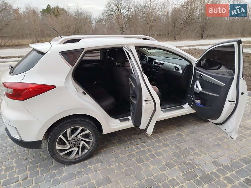 Хетчбек JAC S2 2019 в Кам'янець-Подільському