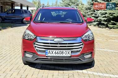 Хетчбек JAC S2 2018 в 