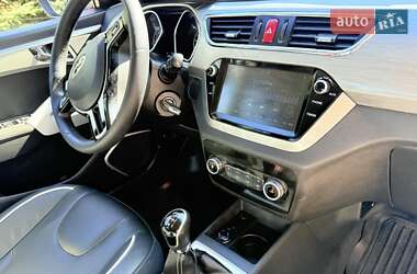 Хетчбек JAC S2 2018 в 