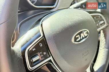 Хетчбек JAC S2 2018 в 